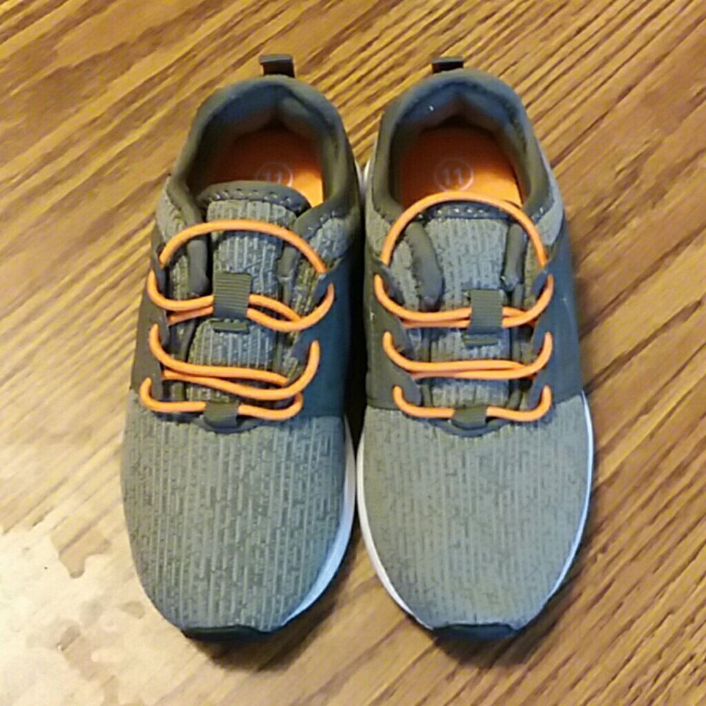Cat & jack shoes